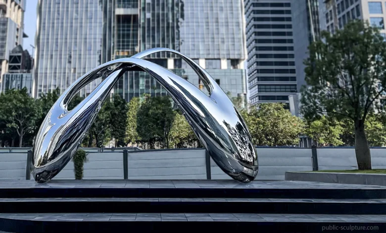 Crafting Legacy: Why Custom Sculpture and Stainless Steel Sculpture Are Redefining Modern Art