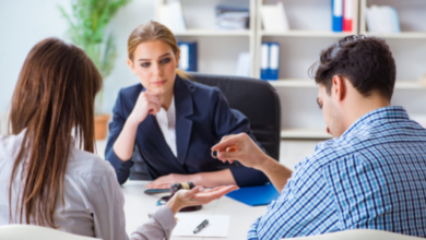 How a Divorce Lawyer Handles High-Conflict Custody Cases