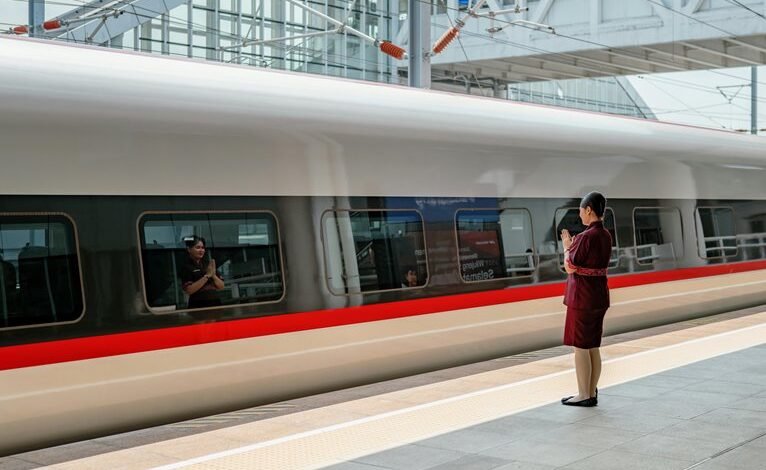 email platform functionality explained